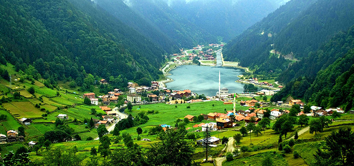 Schwarz / Trabzon-Reisen und unsere Tour hat begonnen.
